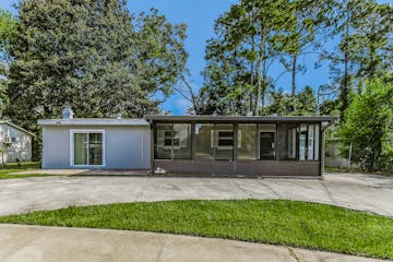 7147 Eudine Dr N Jacksonville, FL 32210